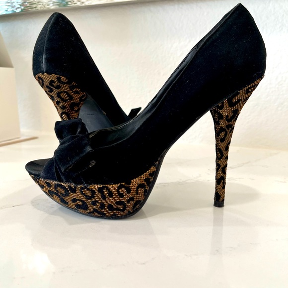 Platform stiletto leopard pumps size 7.5 - Picture 1 of 9